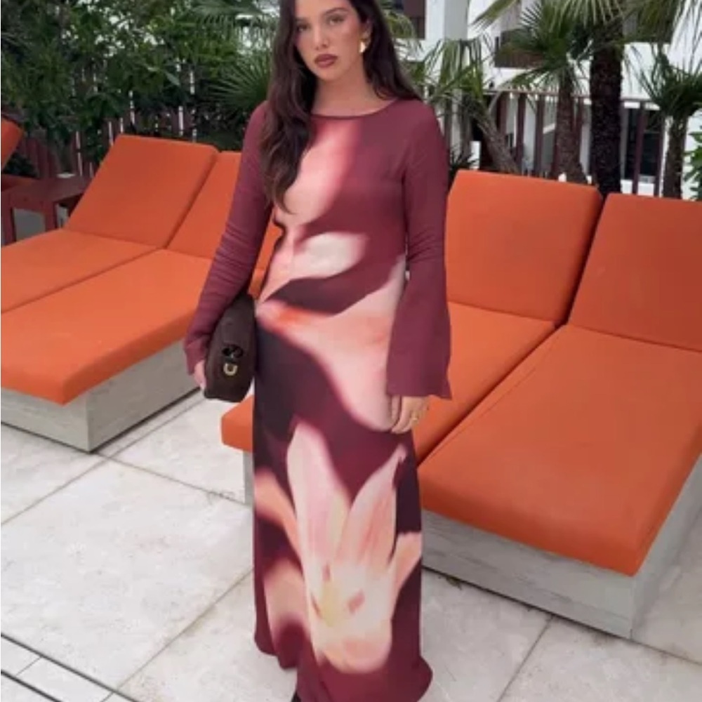 The WOLF GANG Leona Maxi Dress with flare sleeve and florals burgundy dress SZ S - Picture 8 of 16